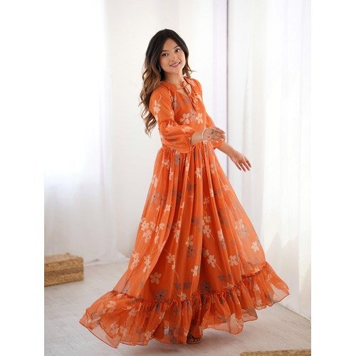 "Marigold Muse: A Bloom of Elegance in Every Season"