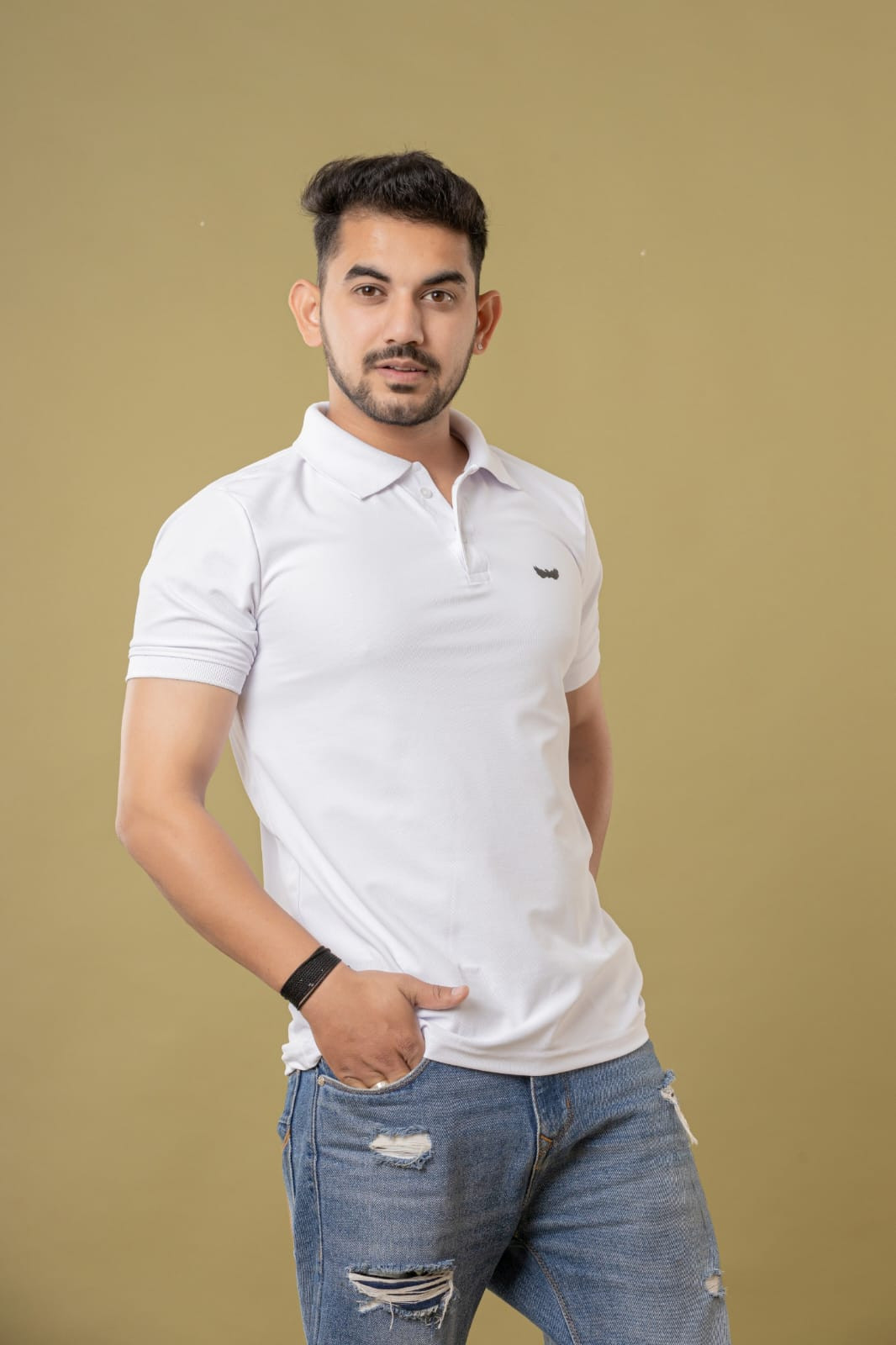 Classic White Polo T-Shirt for Men – Smart Casual Comfort