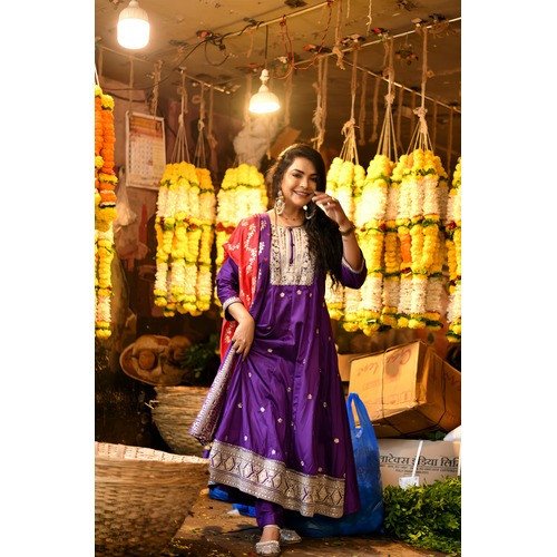 Elegance & Style Exquisite Anarkali Flared Silk Kurti Set