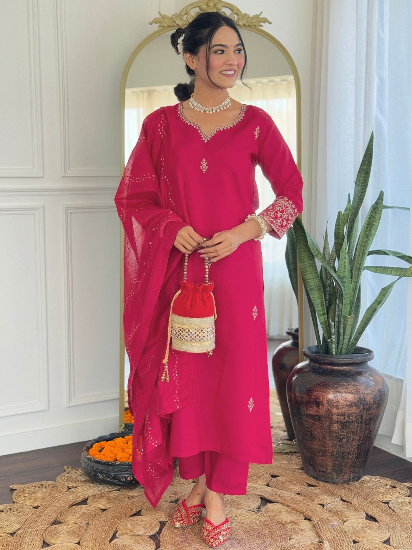 Women’s Embroidered Pink Kurta Pant with Dupatta Set