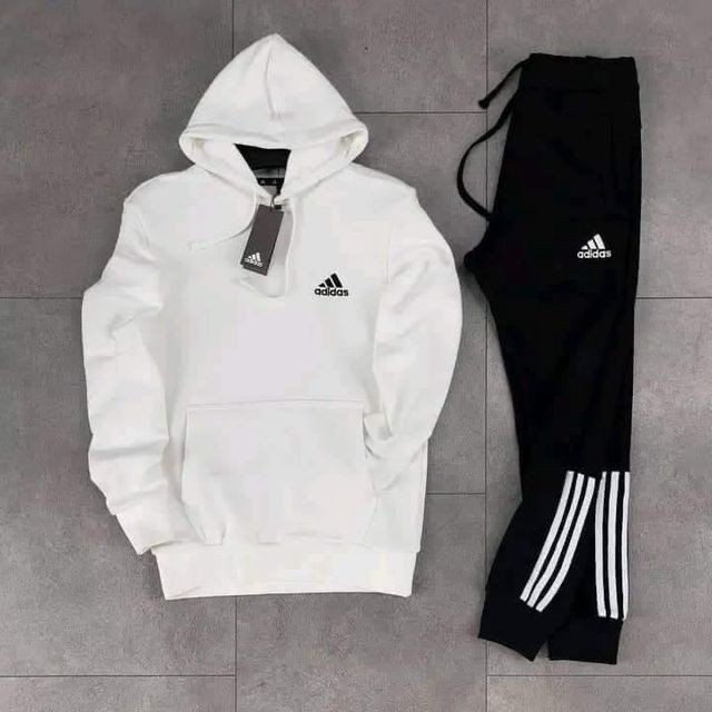Tracksuit for mens