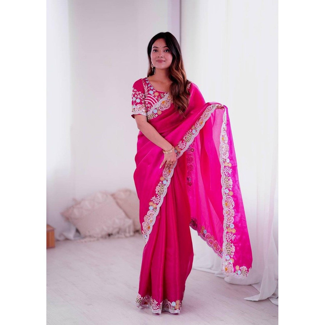 Spacial Pink Colour Indian Saree For Women