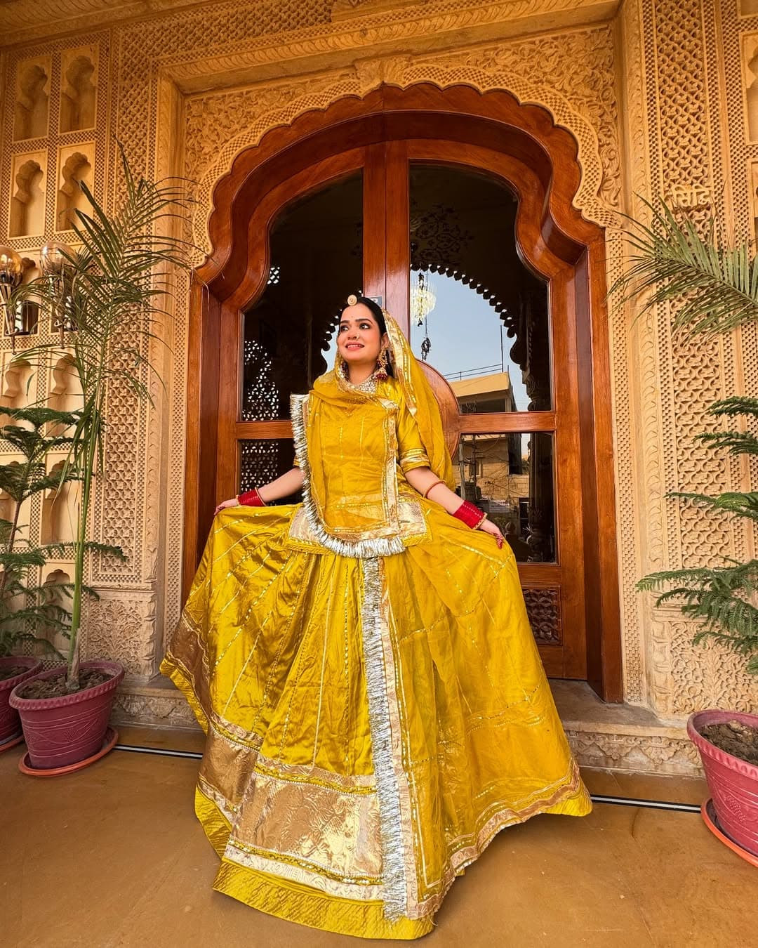 ROYAL RAJWAD 32 KALI FULL HEAVY GHEAR RAJPUTI POSHAK