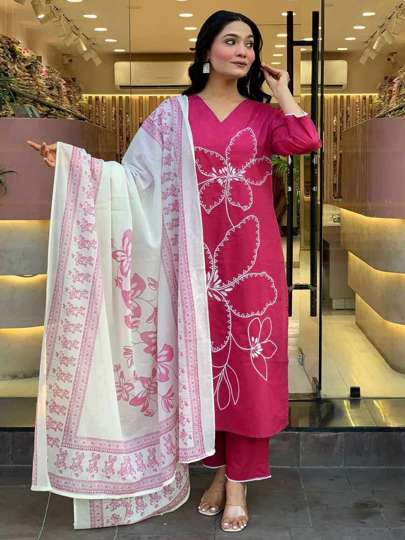 Women’s Embroidered Kurta Pant & Dupatta Set – Pink Kurta with Chanderi Dupatta