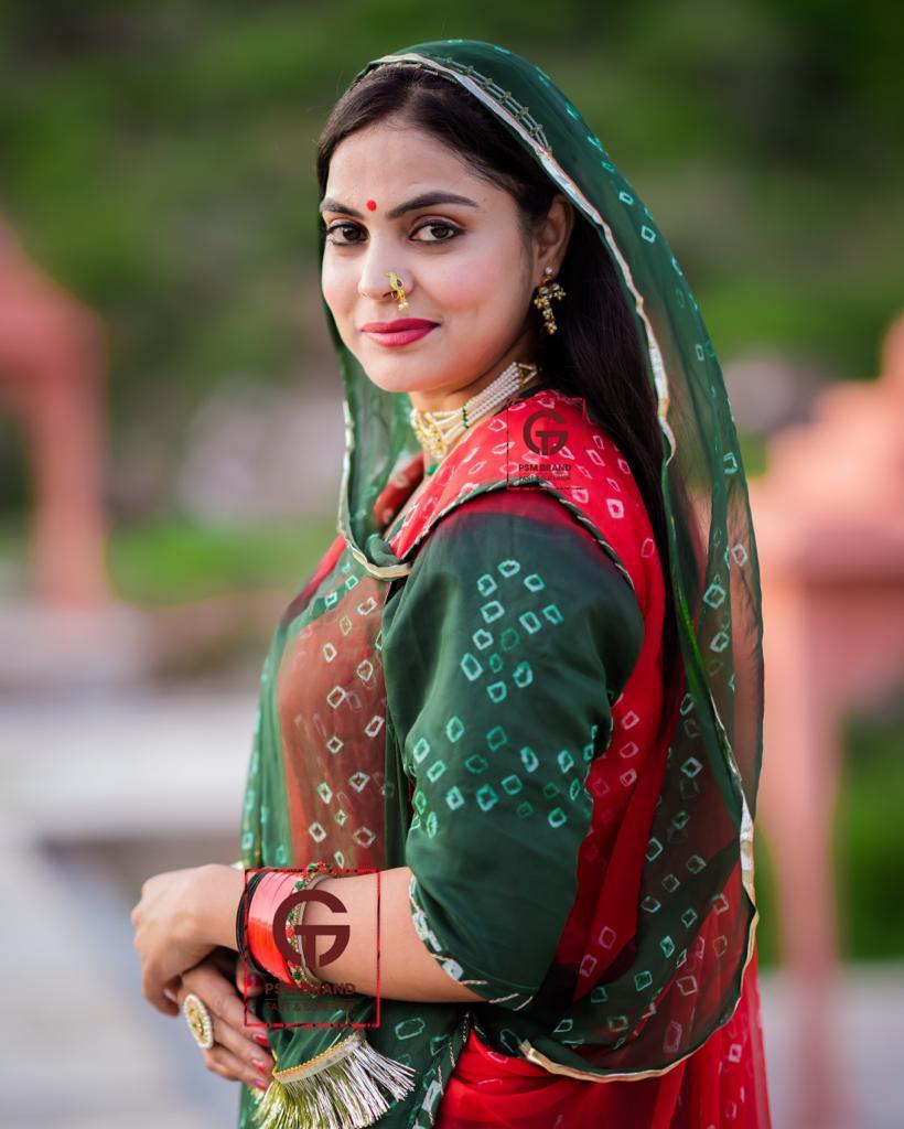 Humrahi Pure Bandhej Twotone Poshak With Astar Magji