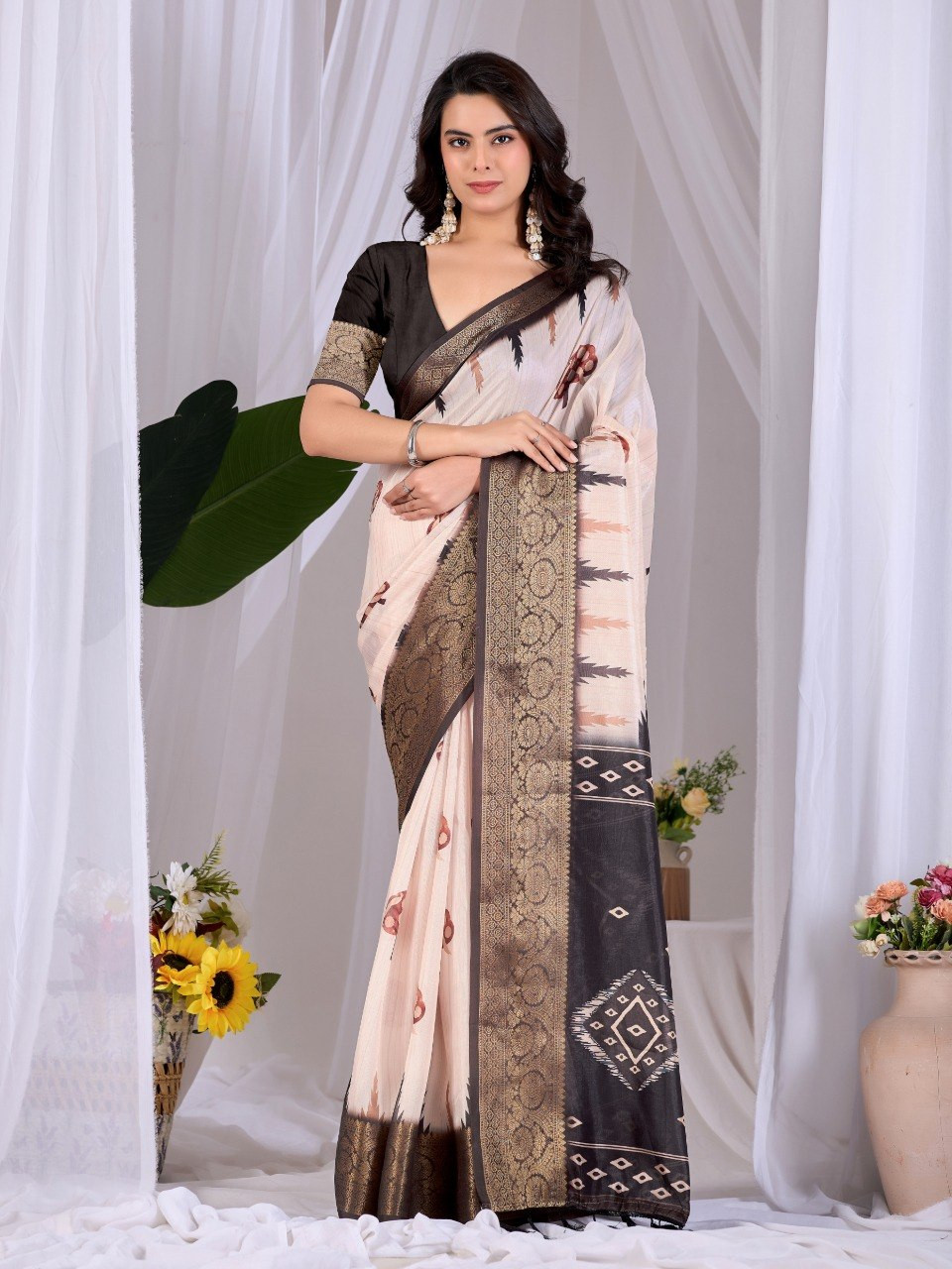 Elegant Cream & Black Lichi Silk Saree with Traditional Motifs