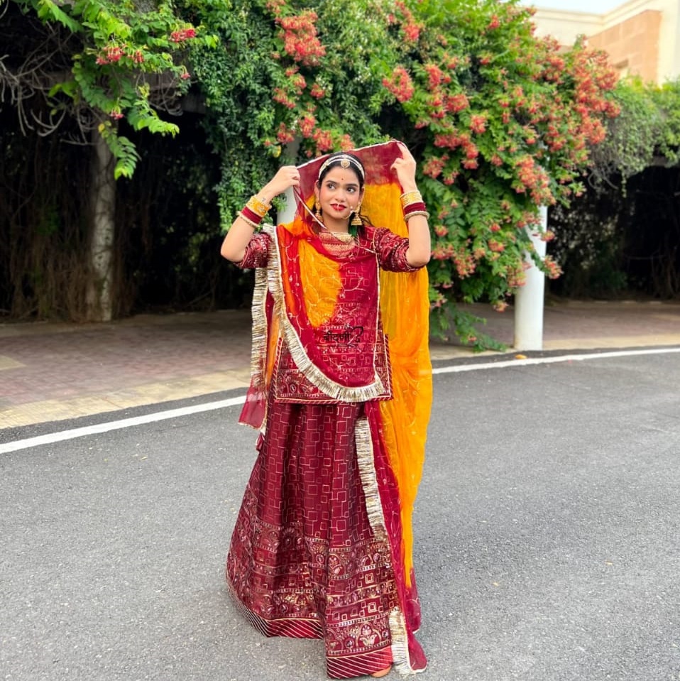 Tisu Siffon Rajputi Poshak With Japan Tora Odhna With Heavy Jaal Work