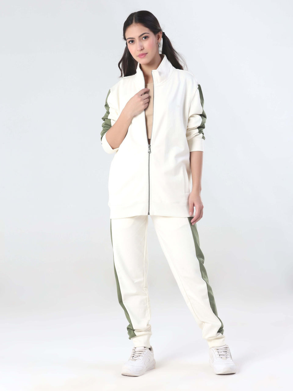 White Luxury Women Winter Tracksuit Set- Jacket & Track Pant (2-Piece Set)