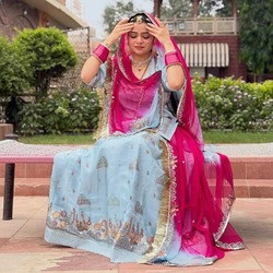 Heavy Fendy Tissue Rajputi Poshak with Hamrahi Pyor Odhna