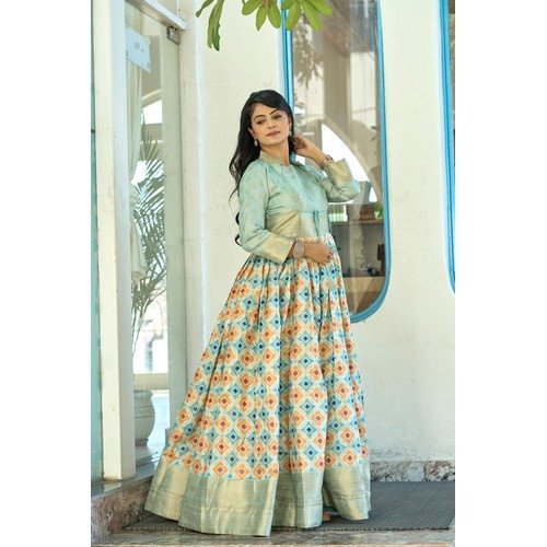 Print With Silk Weaving Border Koti Gown