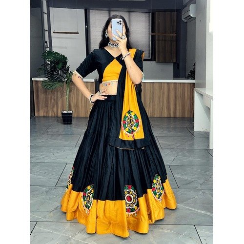 Navratri Special: Stunning Designer Lehenga Sets for Garba