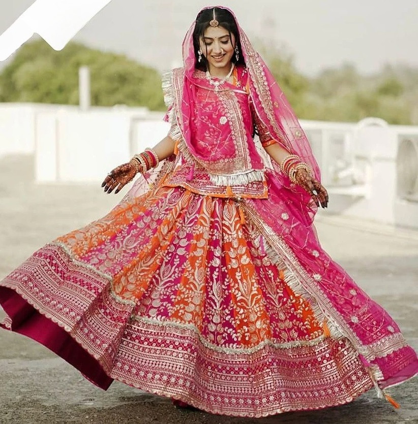 Designer 4 MTR Gher Boutique Poshak with Royal Odhani – Vintage Zari & Sequins Work