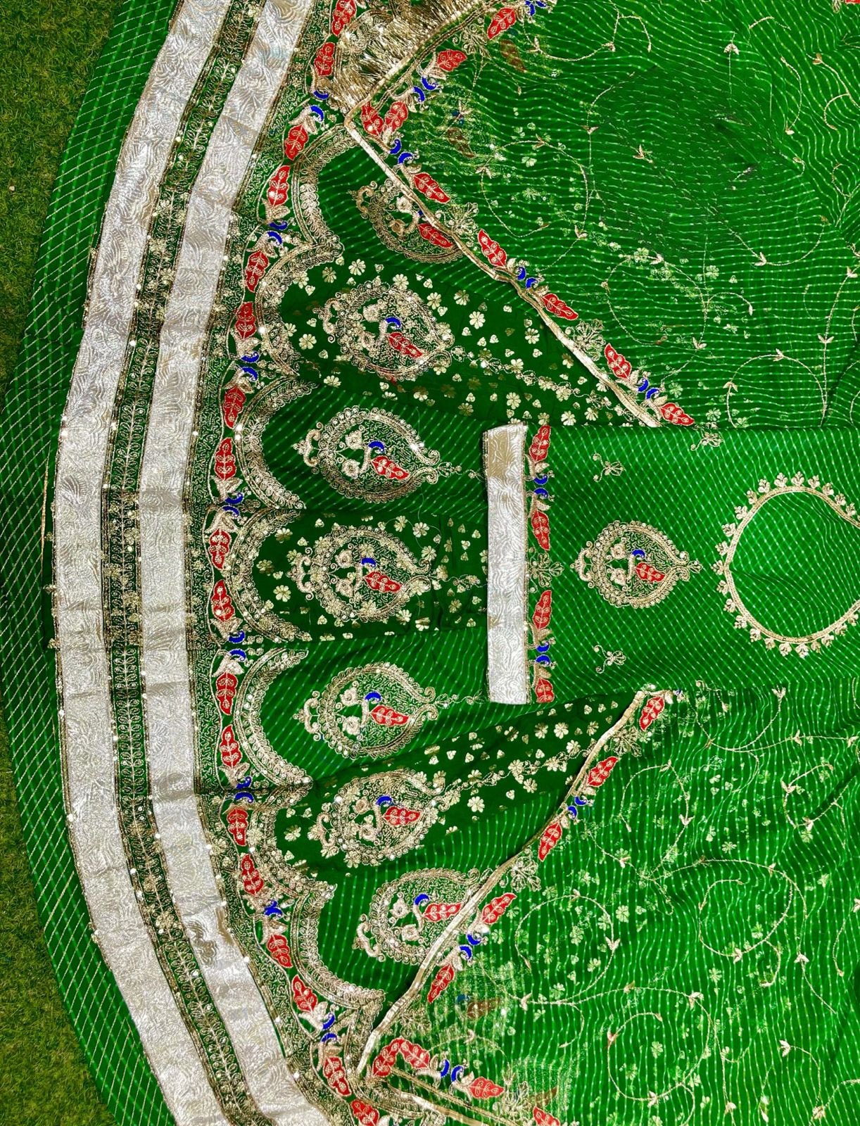 Hevy Designer Lehariya Poshak – Royal Banarasi Fabric with Vintage Zari Work
