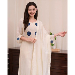 Elegant White Embroidered Women’s Kurta Pant with Dupatta Set