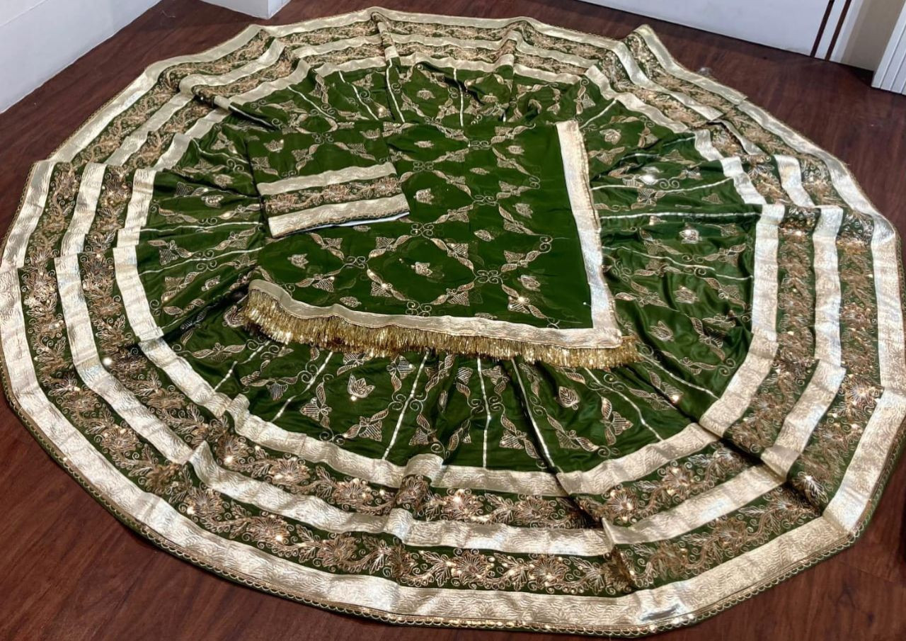 Designer 5 MTR Gher Lehanga Creep Rajputi Poshak