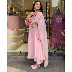 Women’s Embroidered Vichitra Silk Kurta Pant Dupatta Set