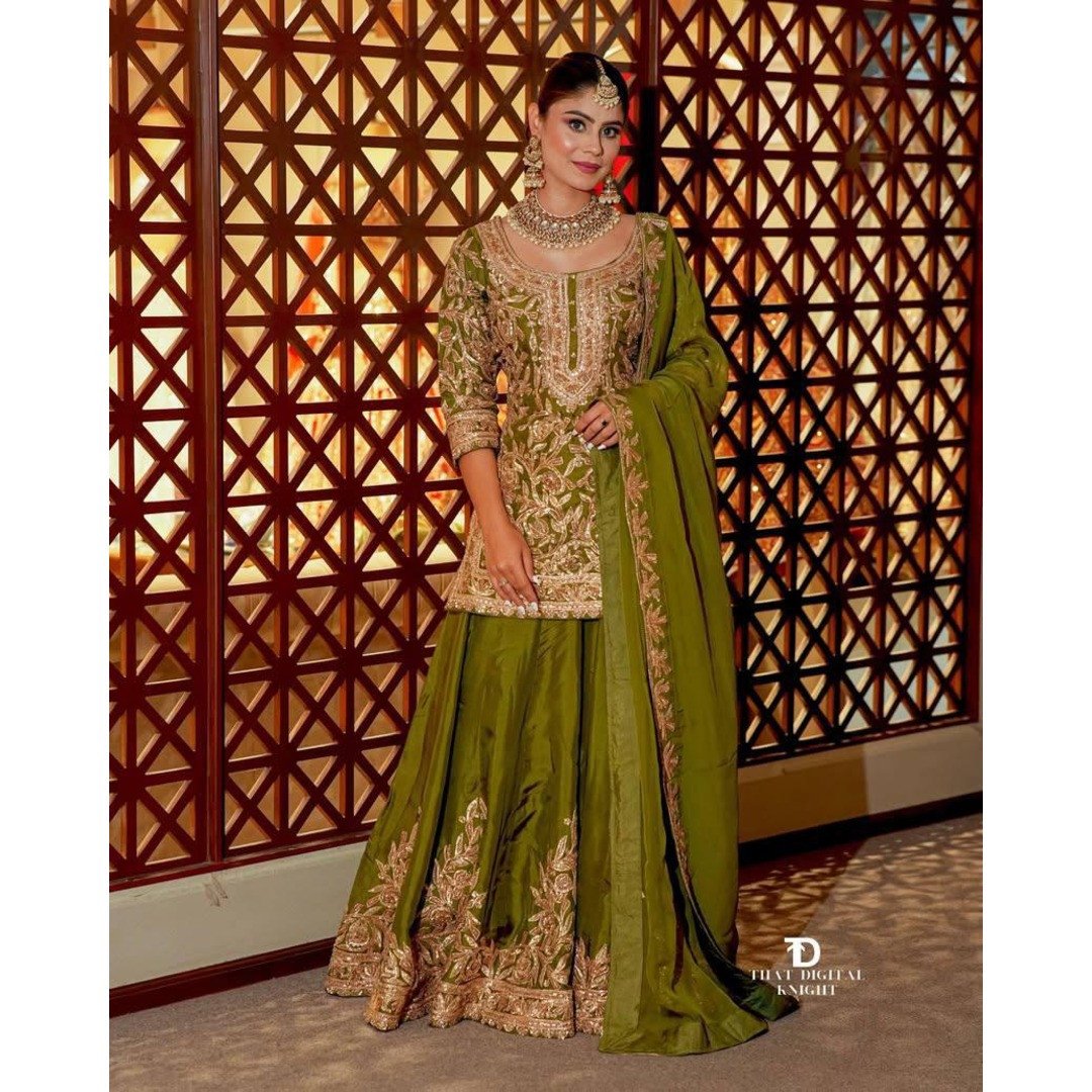 Spacial Green Coloured Sarara Set For Girls