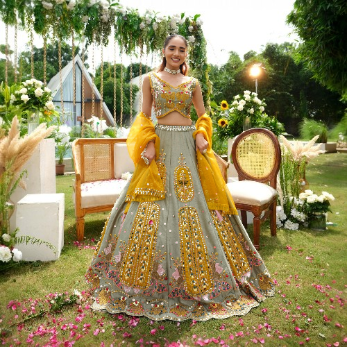 3.5M Flared Lehenga Choli: Real Mirror Work, CanCan & Canvas Layers