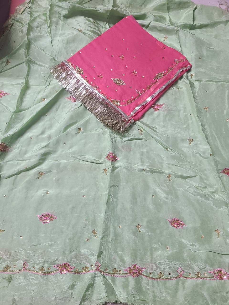 Rajputi Poshak Mint Green & Rani Pink Hand Work Semi-Stitched Traditional Rajasthani Poshak