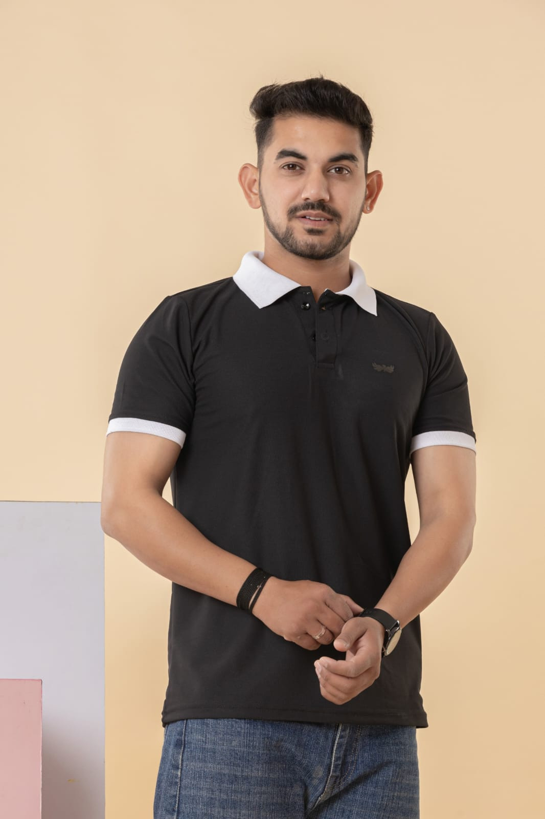 Sky of Stars Classic Contrast Collar Polo T-Shirt – Black