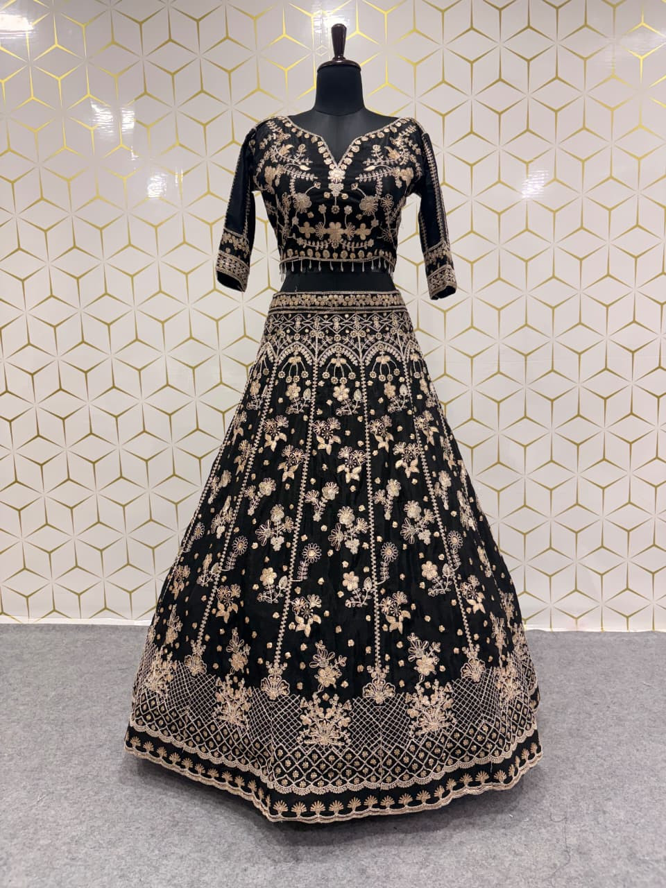 Premium Chinon Silk Heavy Sequins Zari & Dori Work Designer Lehenga Set With Heavy Cancan & Double Inner