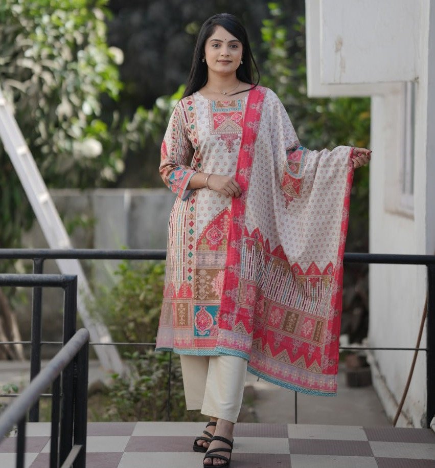 Ivory Pakistani Suit with Digital Prints & Sequin Embroidery