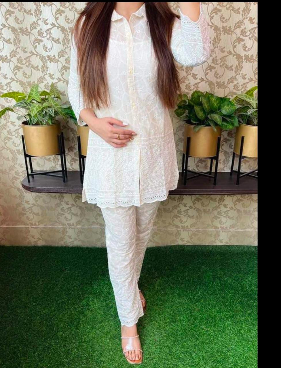 Casual & Classy Stylish Bottom-Top Set for Women