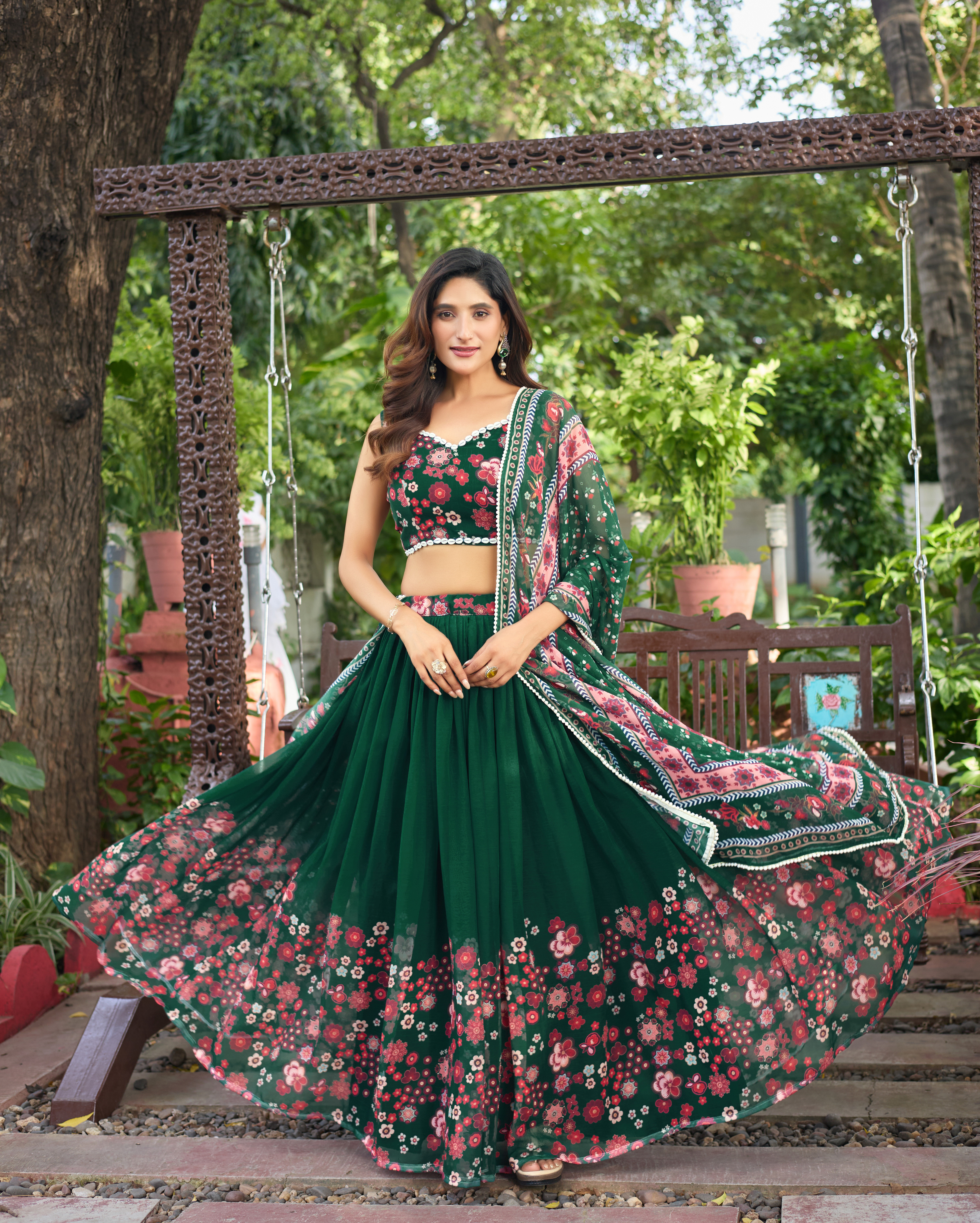 Women’s Digital Floral 4.5 Mtr Flair Lehenga Choli with Dupatta